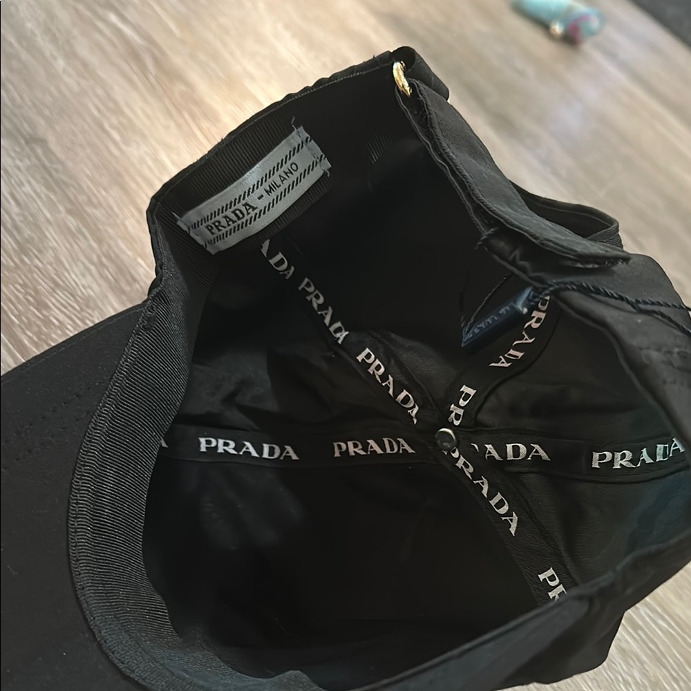 Prada Sleek Black Logo Cap - Picture 4 of 4